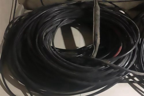 被盜割通訊電纜